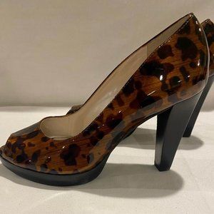 Gianni Bini Tortoise Peep Toe Heels
